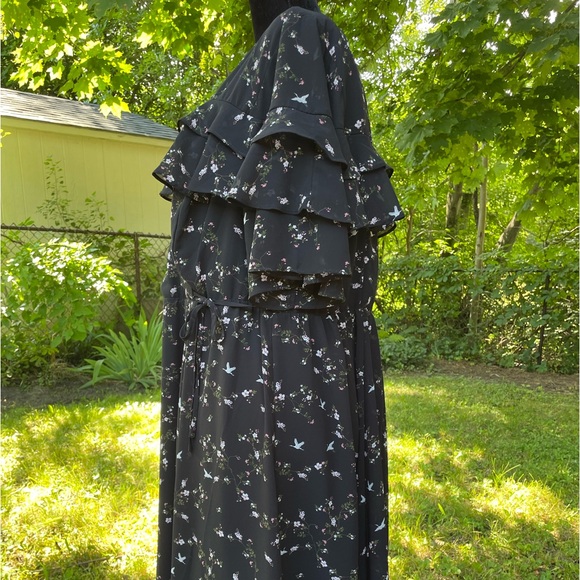 Torrid ruffle faux-wrap dress - Picture 4 of 6